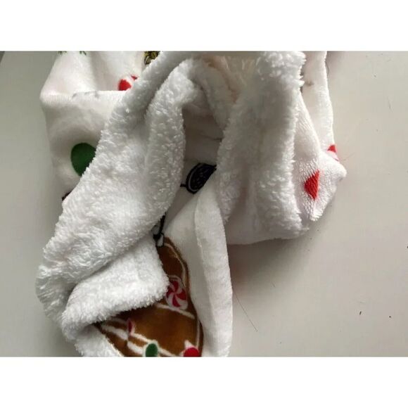 PEANUTS Snoopy Sherpa Backed Throw Blanket Gingerbread House Christmas 50X60” - Picture 15 of 15